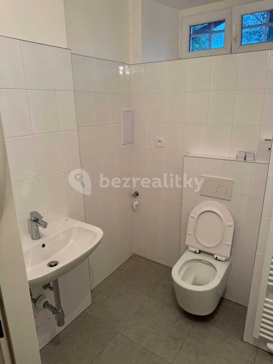 1 bedroom with open-plan kitchen flat to rent, 55 m², Xaveriova, Prague, Prague 1 bedroom with open-plan kitchen flat to rent, 55 m², Xaveriova, Prague, Prague