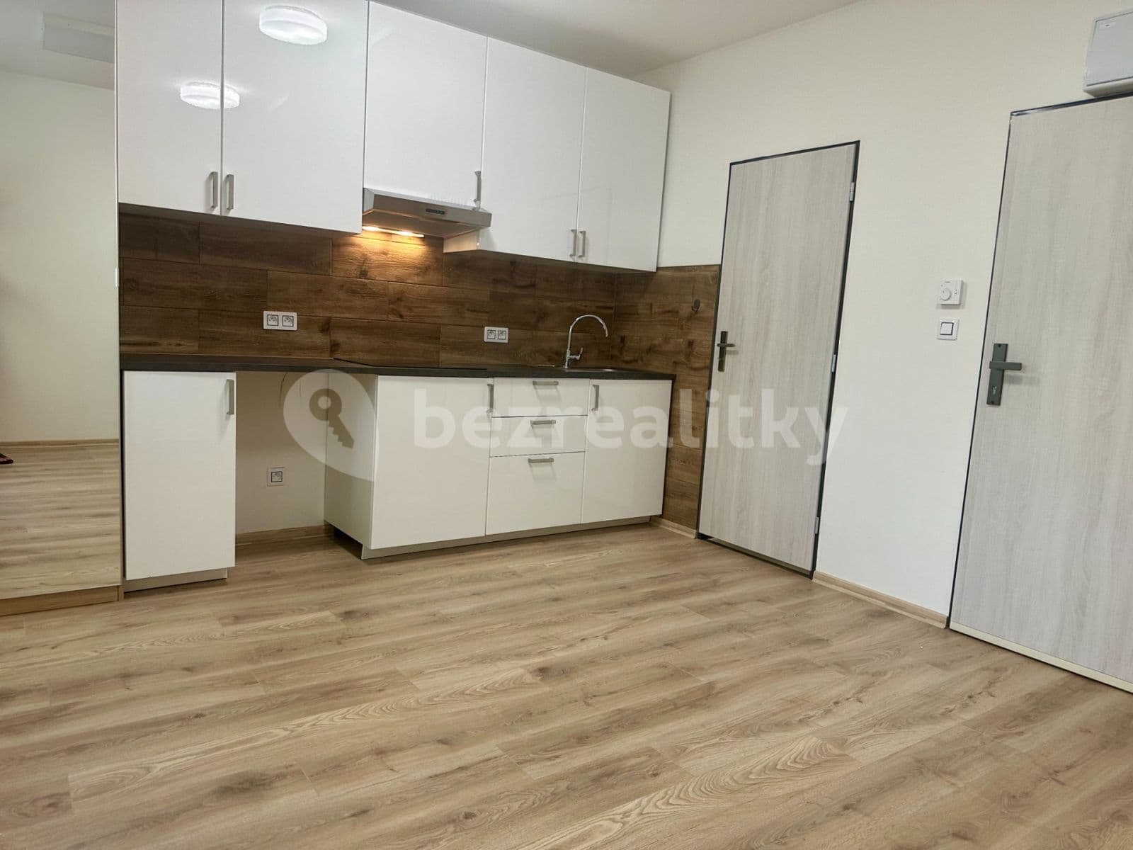 Studio flat to rent, 18 m², Šumavská, Brno, Jihomoravský Region Studio flat to rent, 18 m², Šumavská, Brno, Jihomoravský Region