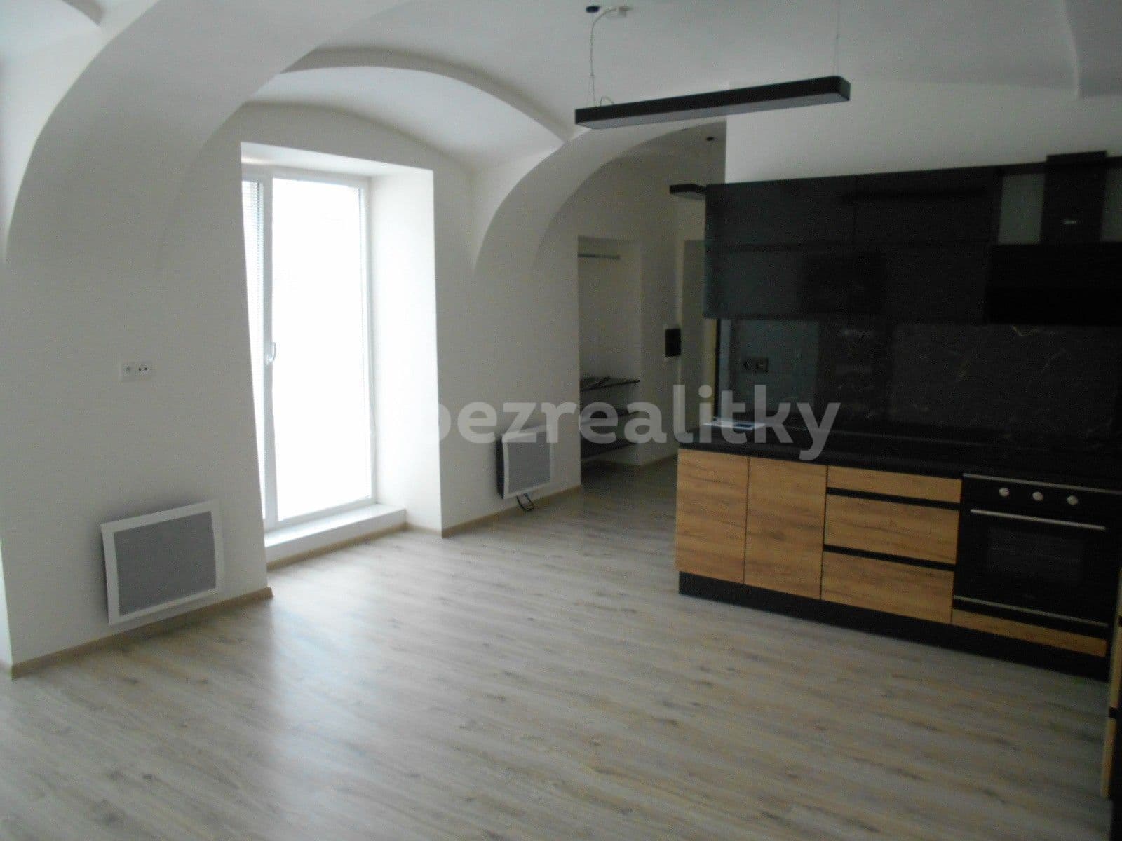 1 bedroom with open-plan kitchen flat to rent, 57 m², Česká, Louny, Ústecký Region 1 bedroom with open-plan kitchen flat to rent, 57 m², Česká, Louny, Ústecký Region
