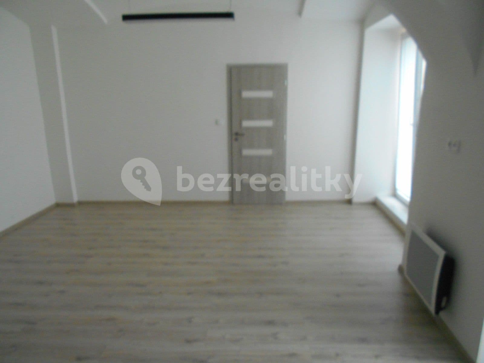 1 bedroom with open-plan kitchen flat to rent, 57 m², Česká, Louny, Ústecký Region 1 bedroom with open-plan kitchen flat to rent, 57 m², Česká, Louny, Ústecký Region