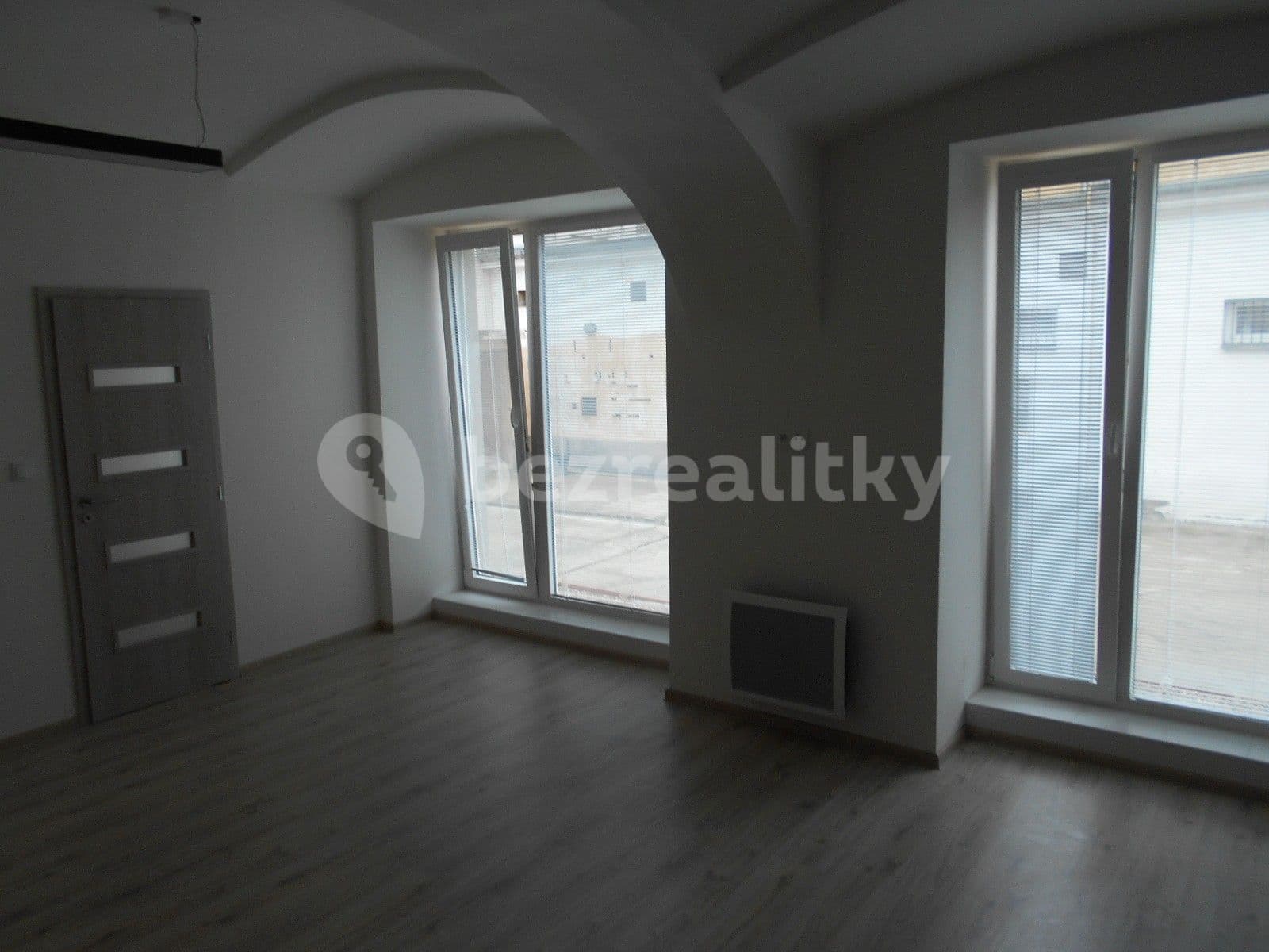 1 bedroom with open-plan kitchen flat to rent, 57 m², Česká, Louny, Ústecký Region 1 bedroom with open-plan kitchen flat to rent, 57 m², Česká, Louny, Ústecký Region