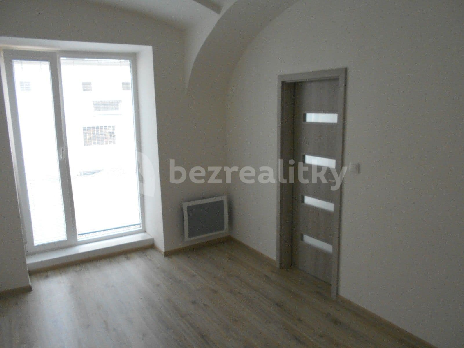 1 bedroom with open-plan kitchen flat to rent, 57 m², Česká, Louny, Ústecký Region 1 bedroom with open-plan kitchen flat to rent, 57 m², Česká, Louny, Ústecký Region