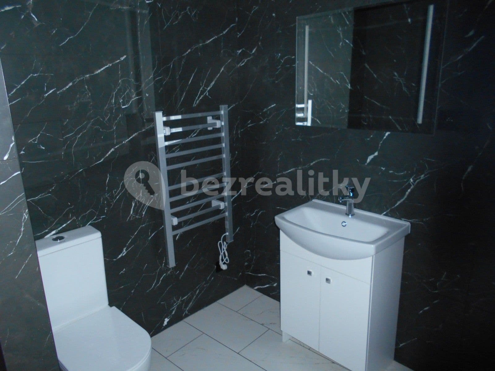 1 bedroom with open-plan kitchen flat to rent, 57 m², Česká, Louny, Ústecký Region 1 bedroom with open-plan kitchen flat to rent, 57 m², Česká, Louny, Ústecký Region