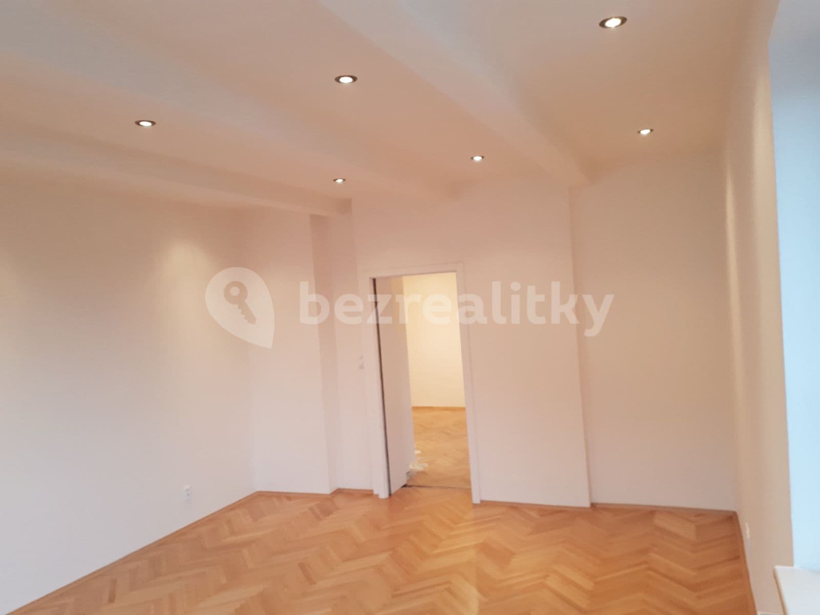 2 bedroom with open-plan kitchen flat to rent, 83 m², Radlická, Prague, Prague 2 bedroom with open-plan kitchen flat to rent, 83 m², Radlická, Prague, Prague