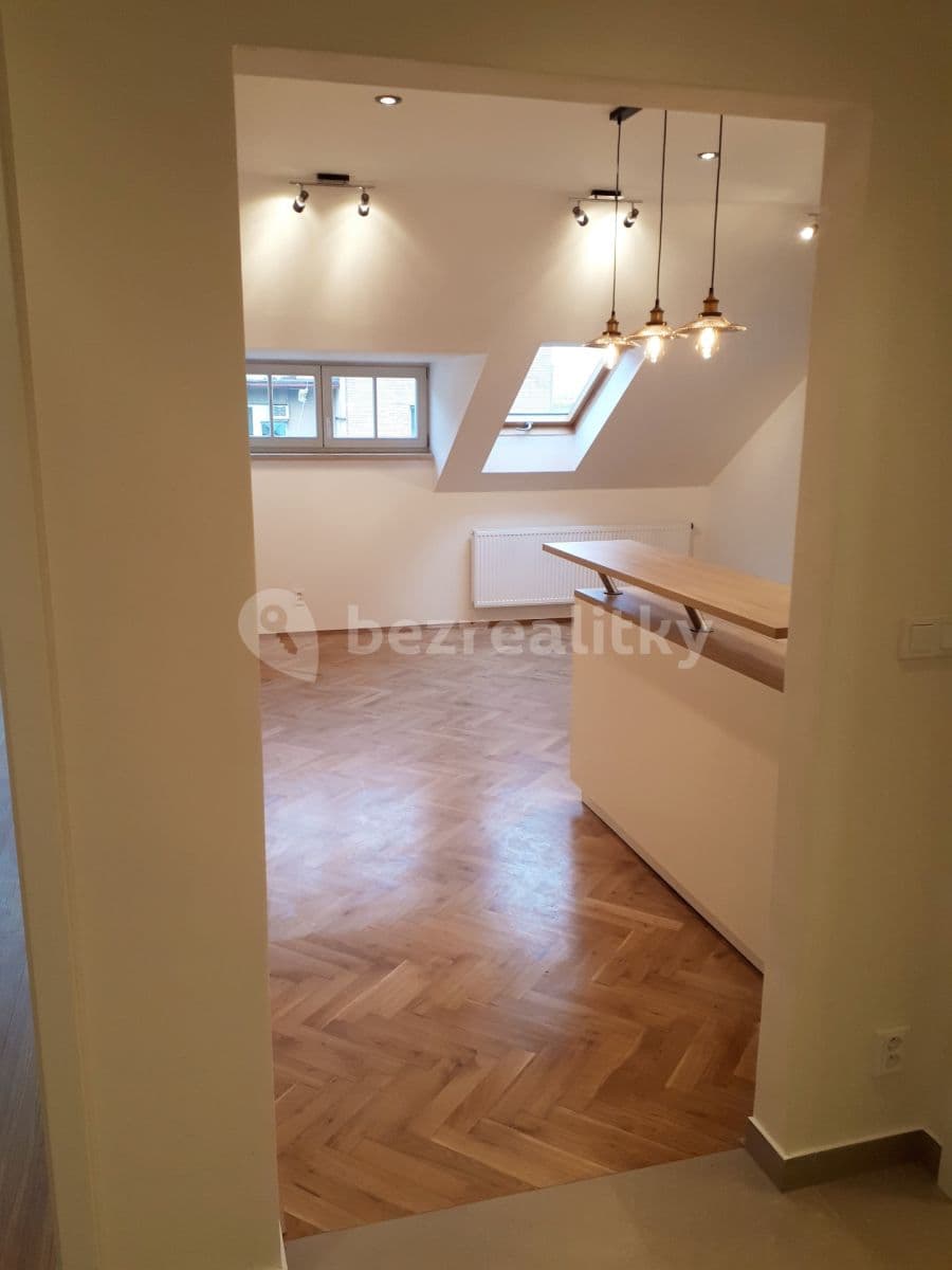 2 bedroom with open-plan kitchen flat to rent, 83 m², Radlická, Prague, Prague 2 bedroom with open-plan kitchen flat to rent, 83 m², Radlická, Prague, Prague