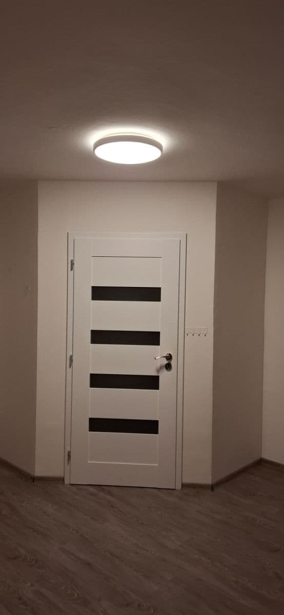 2 bedroom with open-plan kitchen flat to rent, 58 m², Stochovská, Prague, Prague 2 bedroom with open-plan kitchen flat to rent, 58 m², Stochovská, Prague, Prague