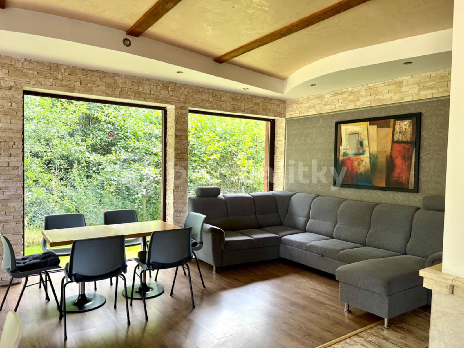 Studio flat to rent, 120 m², Vlašimská, Benešov, Středočeský Region Studio flat to rent, 120 m², Vlašimská, Benešov, Středočeský Region