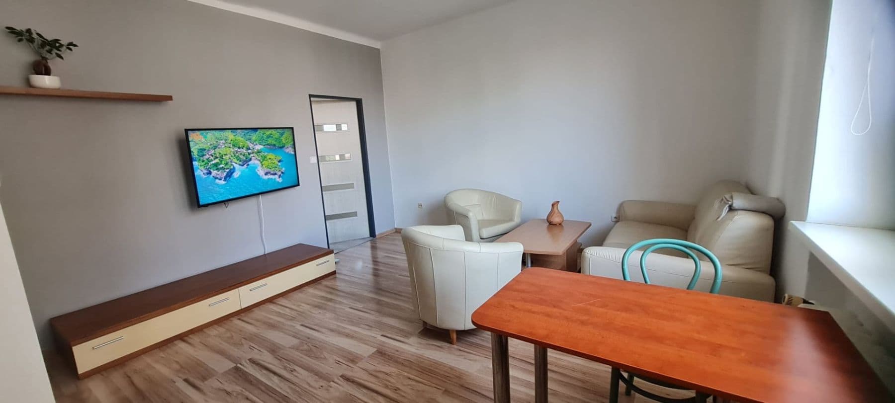 1 bedroom with open-plan kitchen flat to rent, 44 m², Amálská, Kladno, Středočeský Region 1 bedroom with open-plan kitchen flat to rent, 44 m², Amálská, Kladno, Středočeský Region