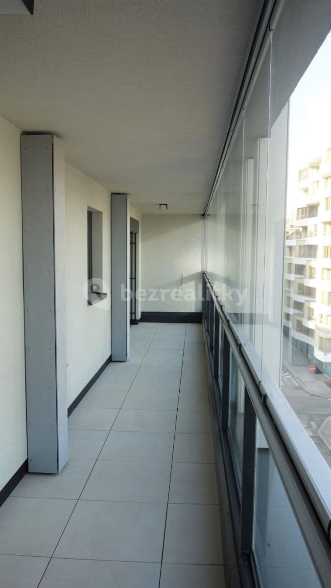 1 bedroom with open-plan kitchen flat to rent, 56 m², Kurta Konráda, Prague, Prague 1 bedroom with open-plan kitchen flat to rent, 56 m², Kurta Konráda, Prague, Prague