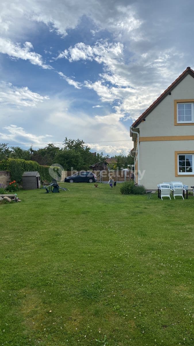 3 bedroom with open-plan kitchen flat to rent, 110 m², Štíhlice, Středočeský Region 3 bedroom with open-plan kitchen flat to rent, 110 m², Štíhlice, Středočeský Region