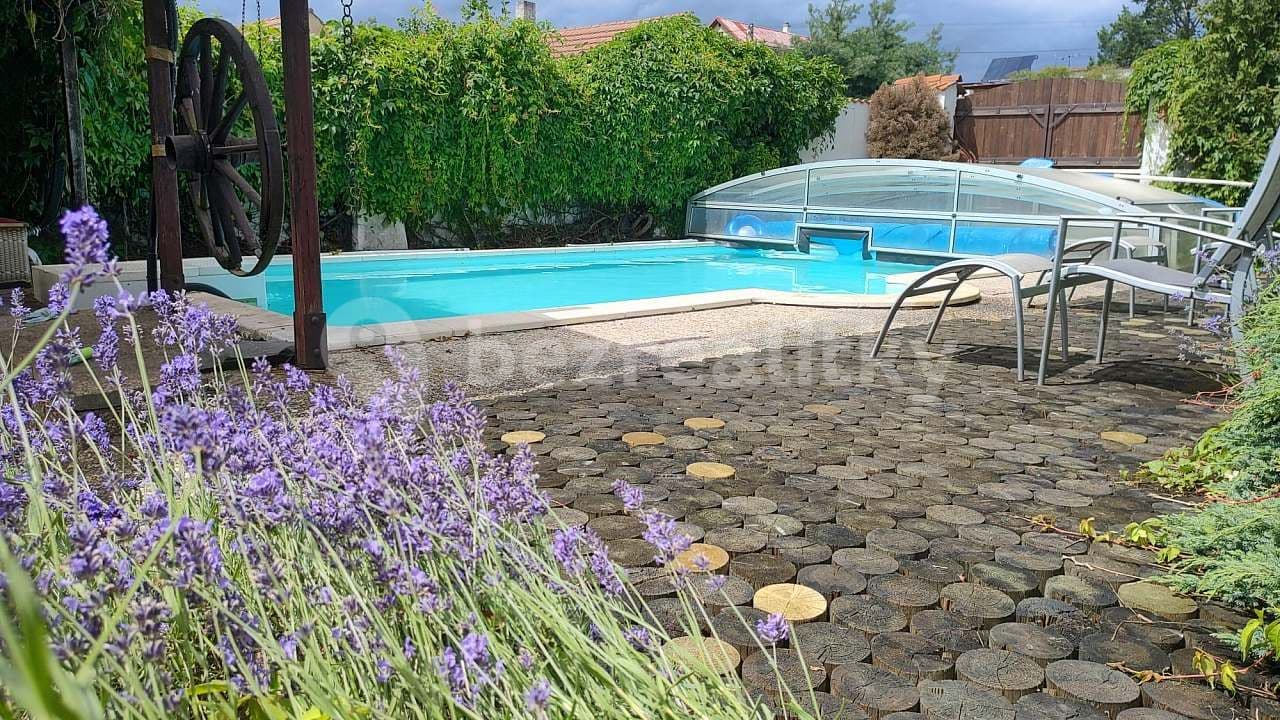 recreational property to rent, 0 m², Stará Huť, Středočeský Region recreational property to rent, 0 m², Stará Huť, Středočeský Region