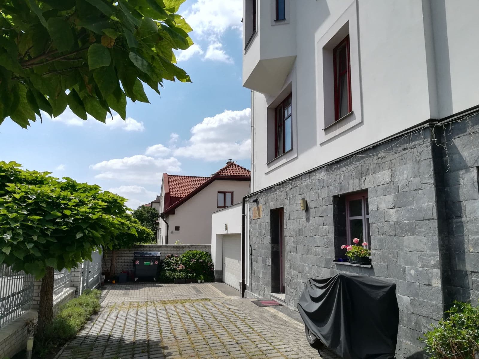 flat to rent, 300 m², Révová, Prague, Prague flat to rent, 300 m², Révová, Prague, Prague