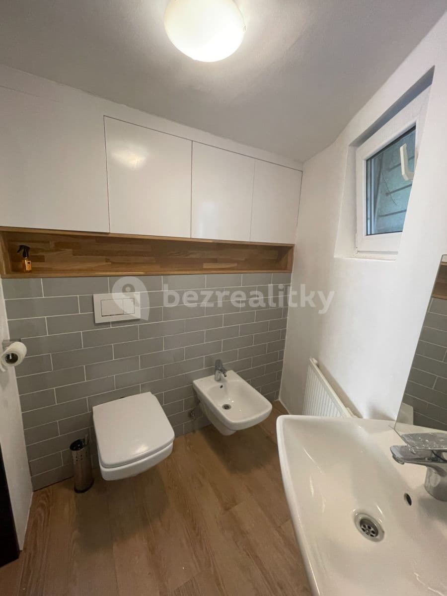 3 bedroom with open-plan kitchen flat to rent, 82 m², Záběhlická, Prague, Prague 3 bedroom with open-plan kitchen flat to rent, 82 m², Záběhlická, Prague, Prague