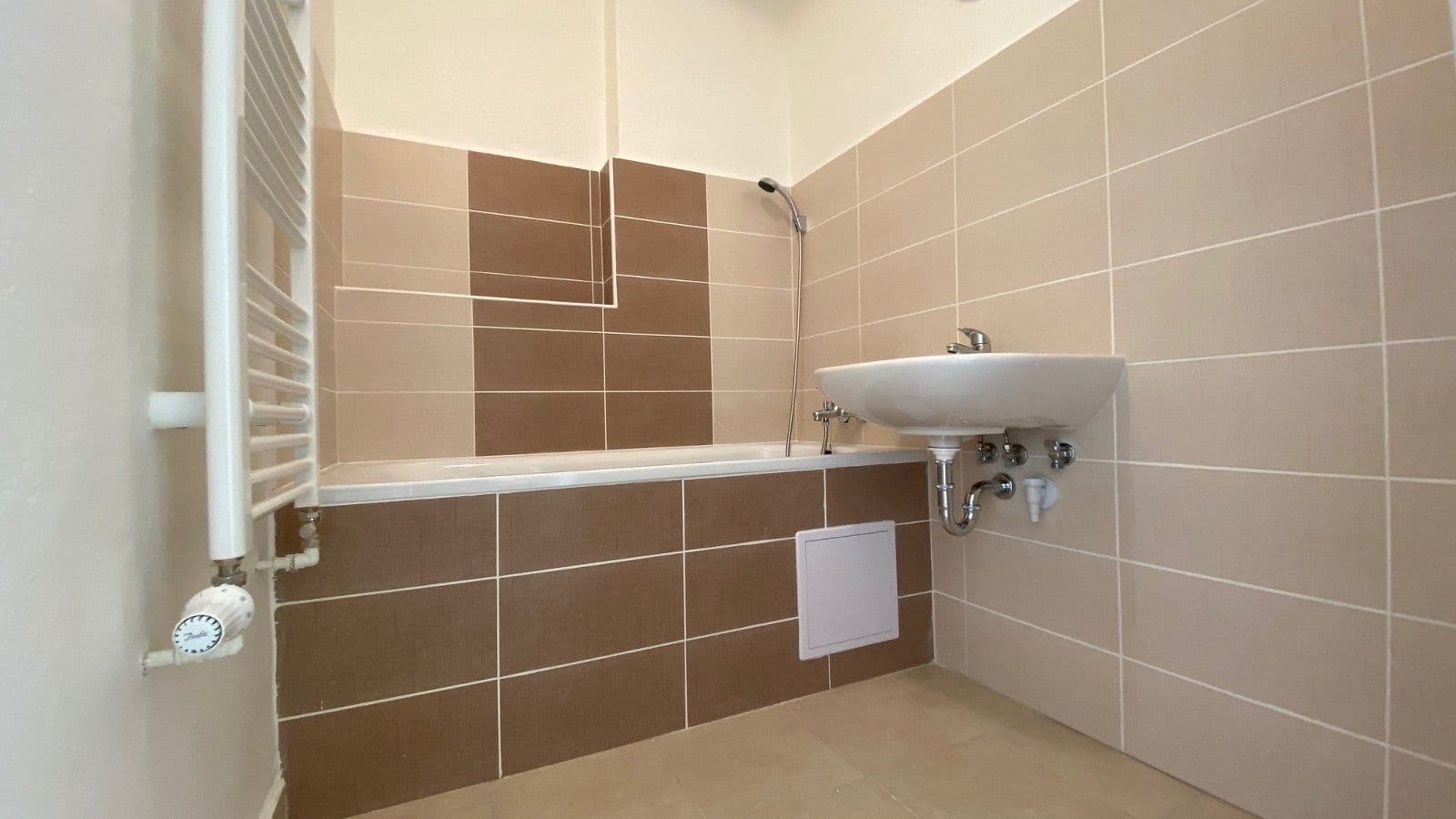 2 bedroom flat to rent, 61 m², Gorkého, Havířov, Moravskoslezský Region 2 bedroom flat to rent, 61 m², Gorkého, Havířov, Moravskoslezský Region