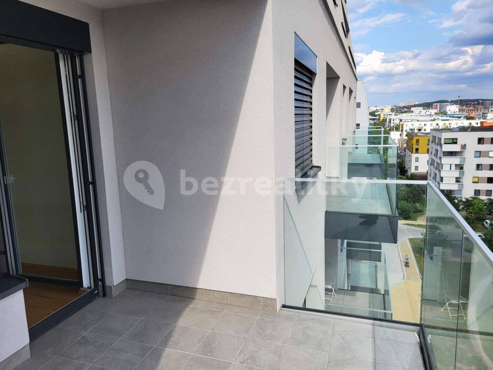 1 bedroom with open-plan kitchen flat to rent, 54 m², Pod Harfou, Prague, Prague 1 bedroom with open-plan kitchen flat to rent, 54 m², Pod Harfou, Prague, Prague