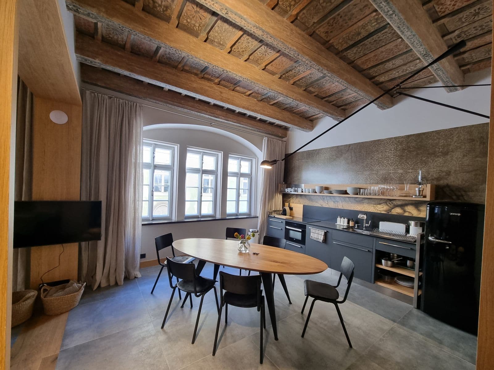 flat to rent, 90 m², Vlašská, Prague, Prague flat to rent, 90 m², Vlašská, Prague, Prague