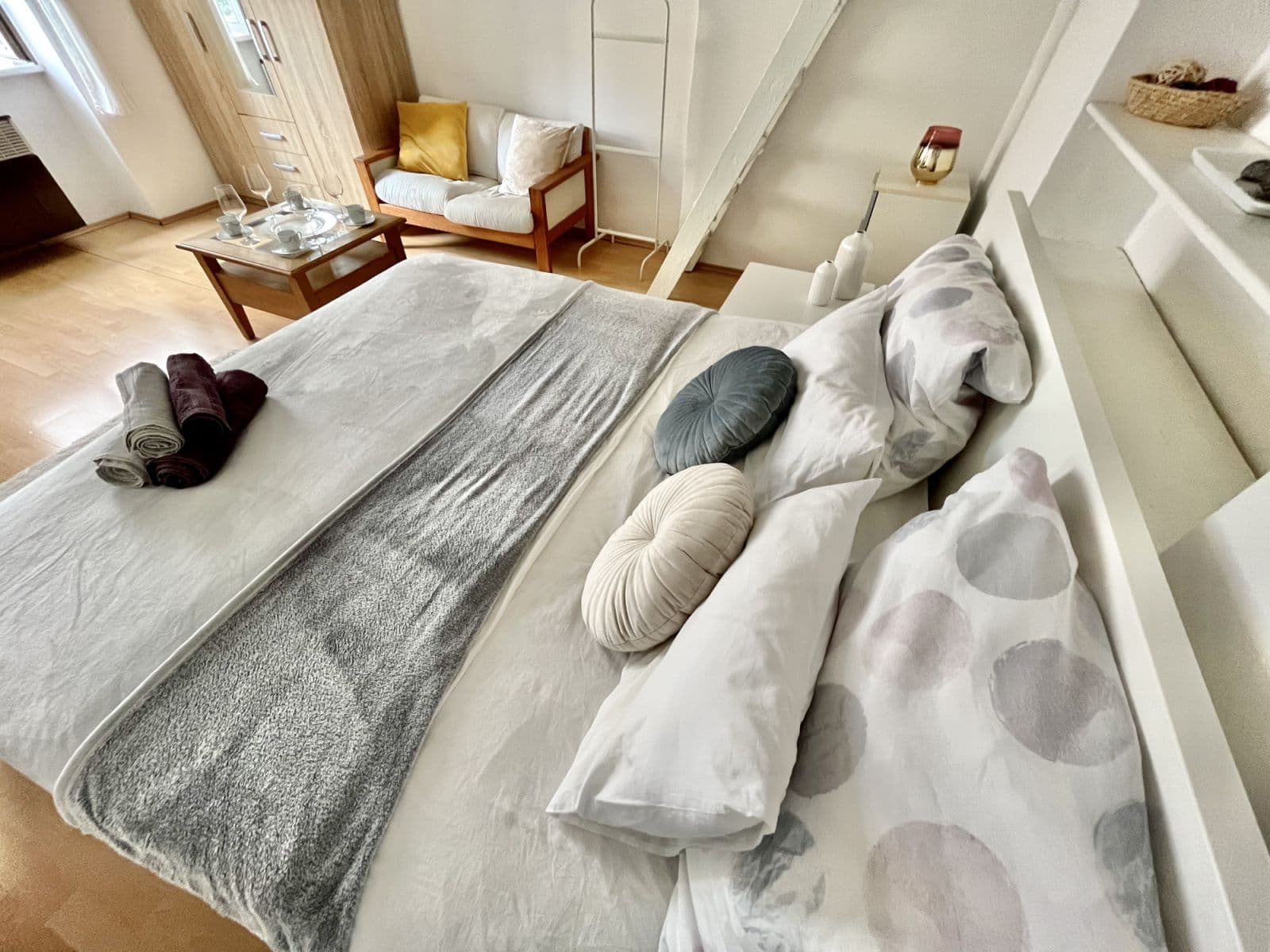 flat to rent, 38 m², U Parního mlýna, Prague, Prague flat to rent, 38 m², U Parního mlýna, Prague, Prague