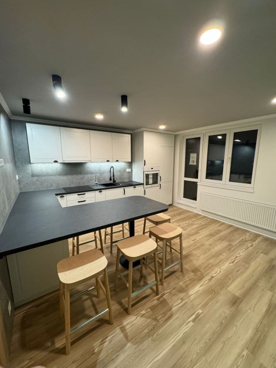 3 bedroom with open-plan kitchen flat for sale, 83 m², Lidická, Kyjov, Jihomoravský Region 3 bedroom with open-plan kitchen flat for sale, 83 m², Lidická, Kyjov, Jihomoravský Region