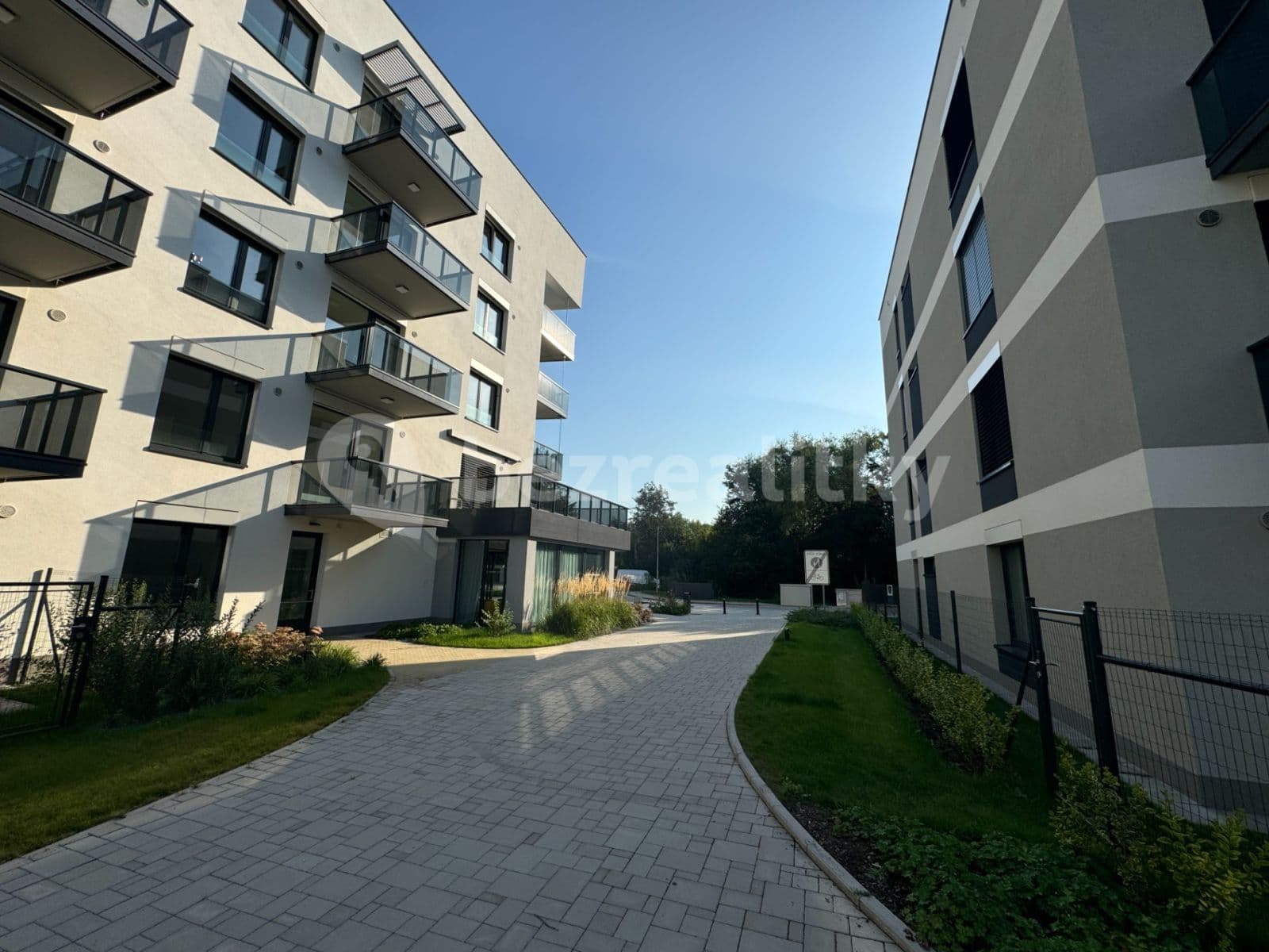 1 bedroom with open-plan kitchen flat to rent, 53 m², Nurmiho, Prague, Prague 1 bedroom with open-plan kitchen flat to rent, 53 m², Nurmiho, Prague, Prague