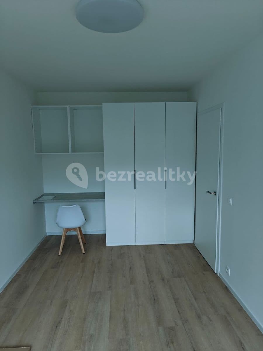 1 bedroom with open-plan kitchen flat to rent, 53 m², Nurmiho, Prague, Prague 1 bedroom with open-plan kitchen flat to rent, 53 m², Nurmiho, Prague, Prague