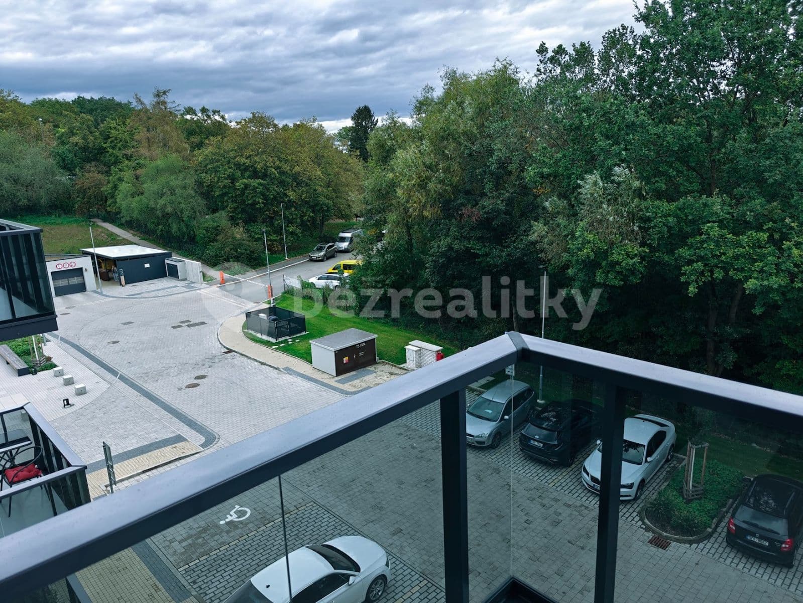 1 bedroom with open-plan kitchen flat to rent, 53 m², Nurmiho, Prague, Prague 1 bedroom with open-plan kitchen flat to rent, 53 m², Nurmiho, Prague, Prague