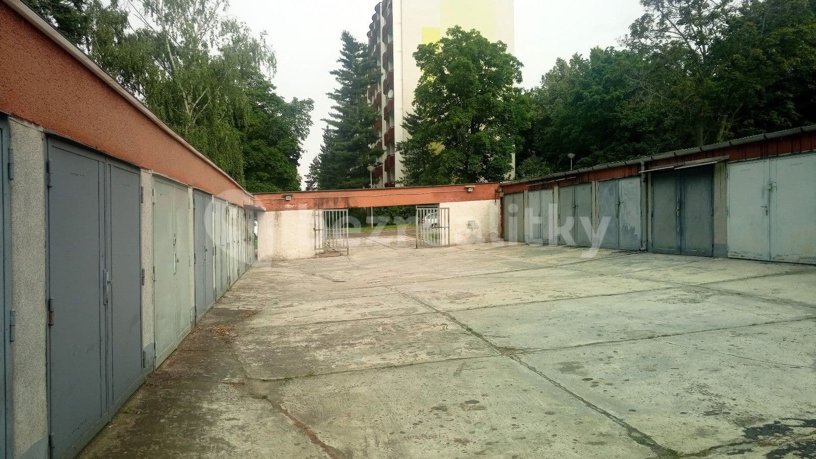 garage to rent, 18 m², Šrámkova, Brno, Jihomoravský Region garage to rent, 18 m², Šrámkova, Brno, Jihomoravský Region