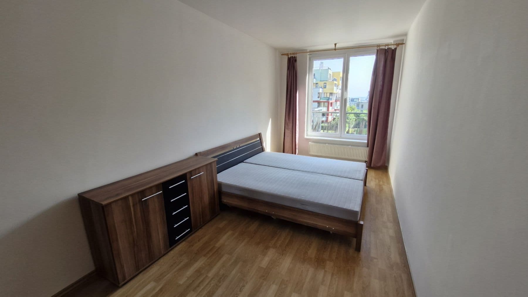 2 bedroom with open-plan kitchen flat to rent, 65 m², Svitákova, Prague, Prague 2 bedroom with open-plan kitchen flat to rent, 65 m², Svitákova, Prague, Prague