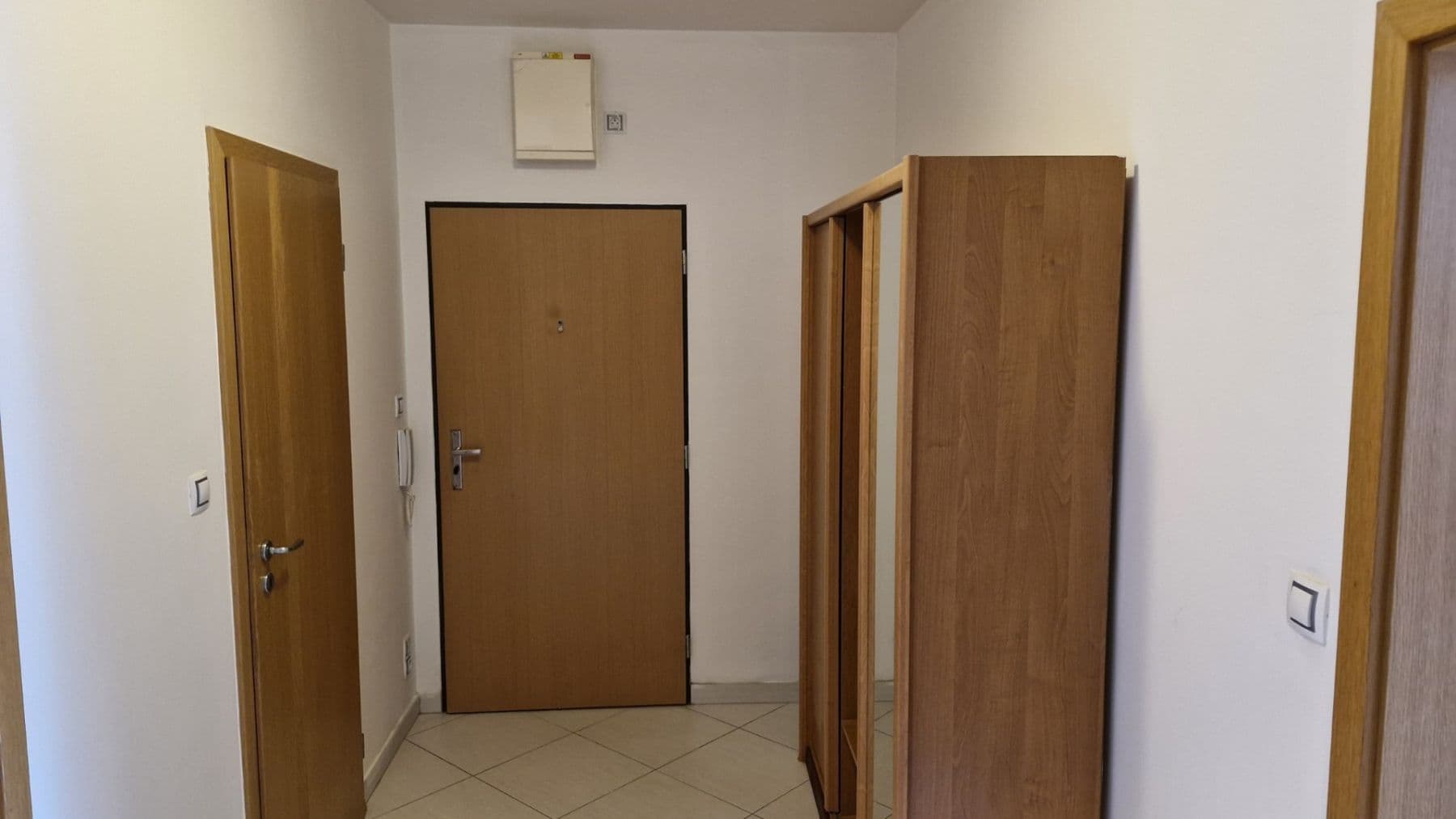 2 bedroom with open-plan kitchen flat to rent, 65 m², Svitákova, Prague, Prague 2 bedroom with open-plan kitchen flat to rent, 65 m², Svitákova, Prague, Prague