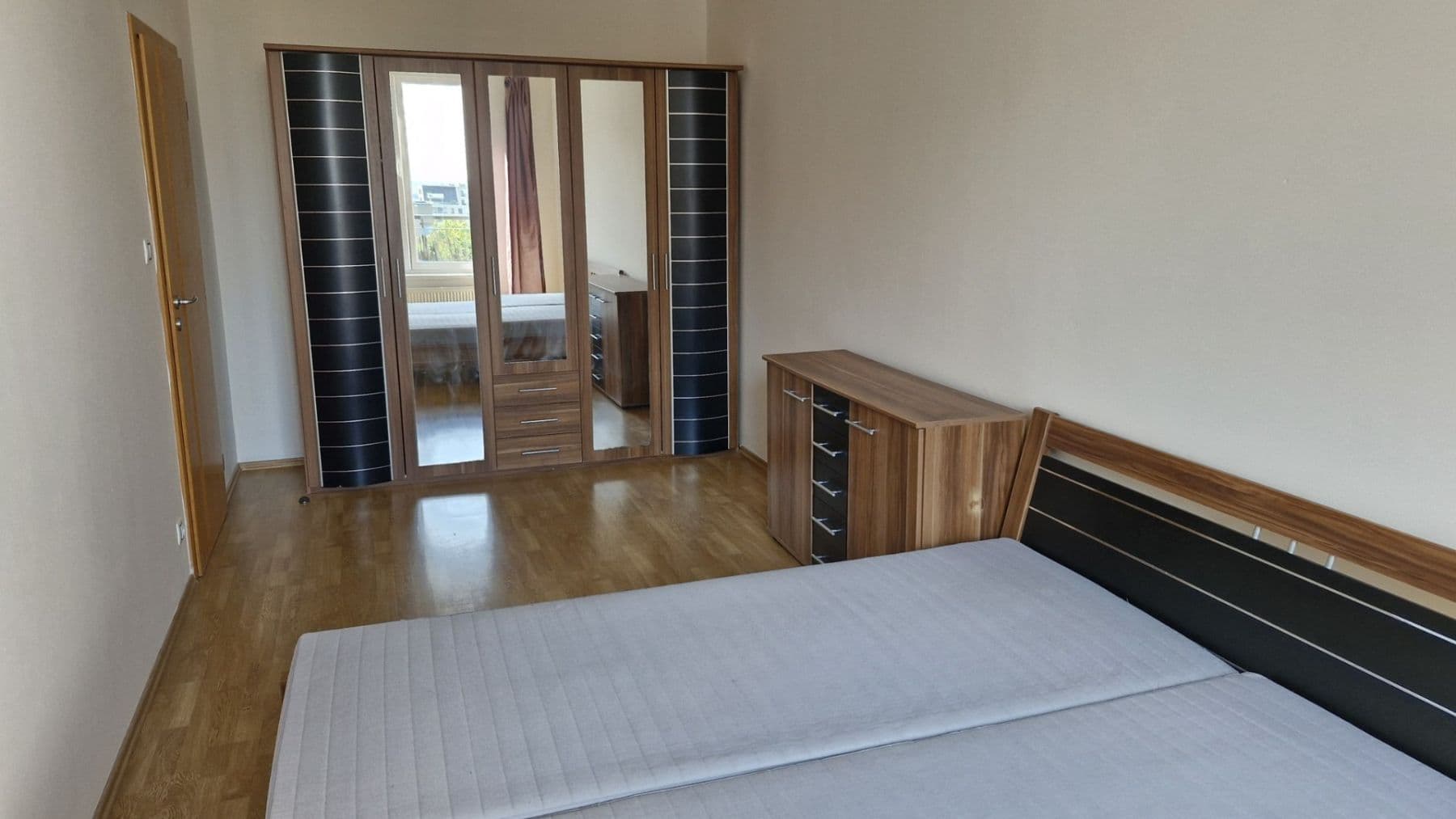 2 bedroom with open-plan kitchen flat to rent, 65 m², Svitákova, Prague, Prague 2 bedroom with open-plan kitchen flat to rent, 65 m², Svitákova, Prague, Prague