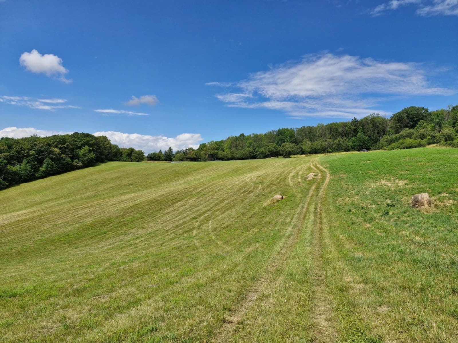 plot for sale, 1,672 m², Vinařice, Středočeský Region plot for sale, 1,672 m², Vinařice, Středočeský Region