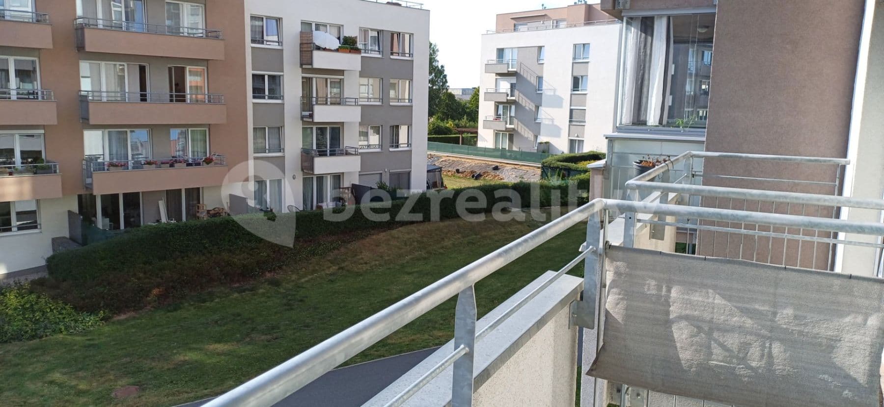 1 bedroom with open-plan kitchen flat to rent, 56 m², Štanderova, Prague, Prague 1 bedroom with open-plan kitchen flat to rent, 56 m², Štanderova, Prague, Prague