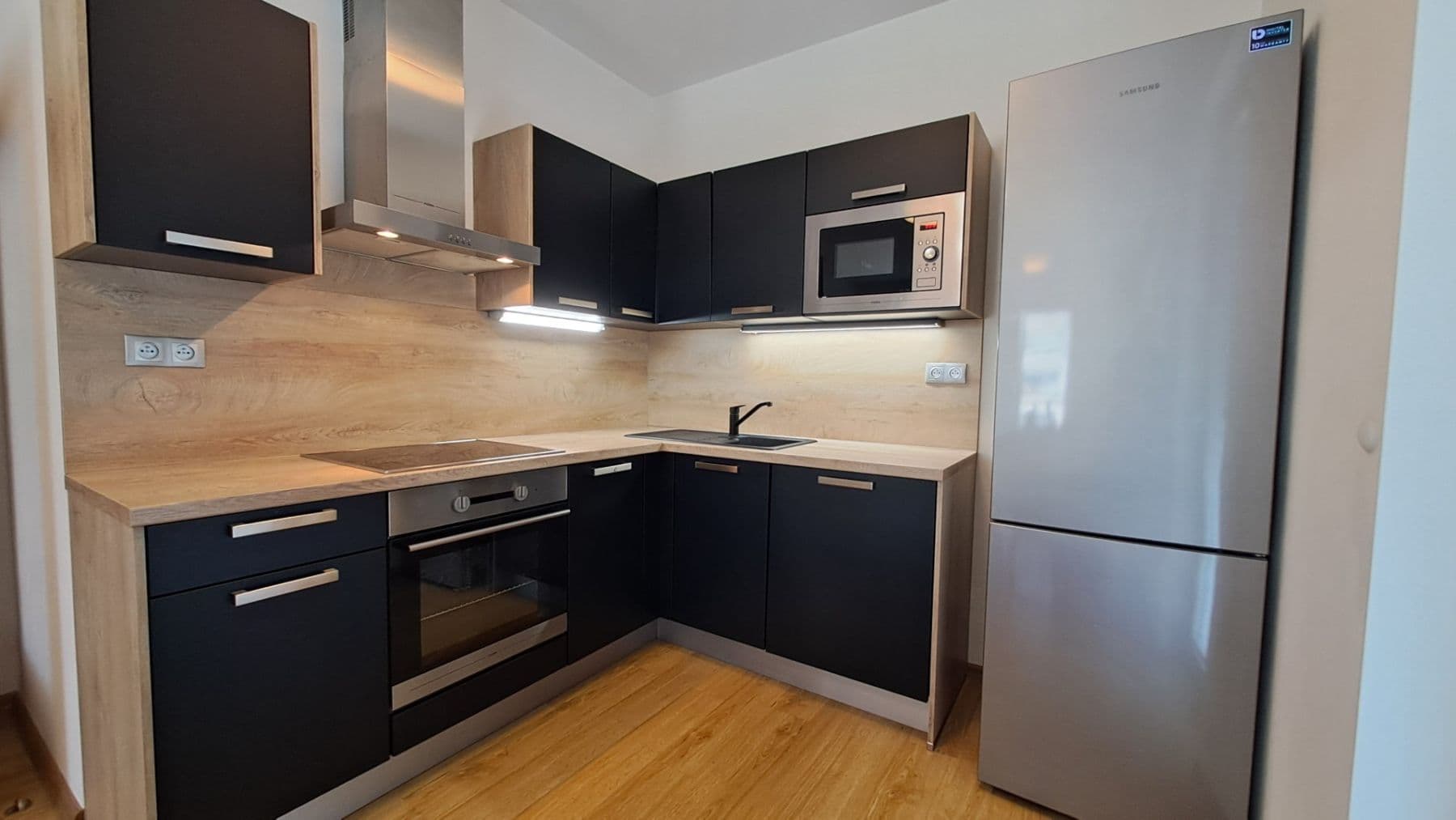 1 bedroom with open-plan kitchen flat to rent, 56 m², Štanderova, Prague, Prague 1 bedroom with open-plan kitchen flat to rent, 56 m², Štanderova, Prague, Prague