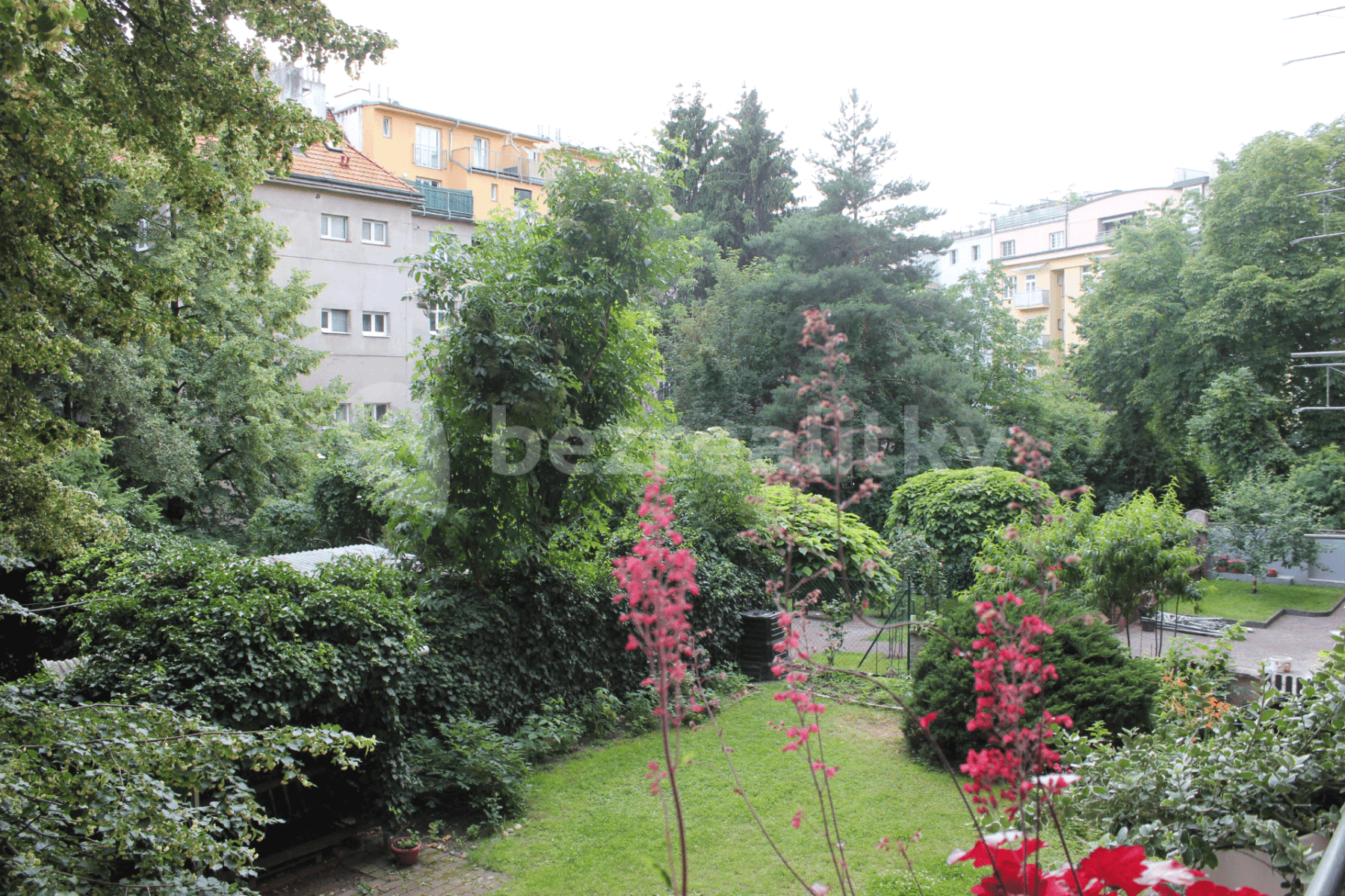 1 bedroom with open-plan kitchen flat to rent, 50 m², Sinkulova, Prague, Prague 1 bedroom with open-plan kitchen flat to rent, 50 m², Sinkulova, Prague, Prague