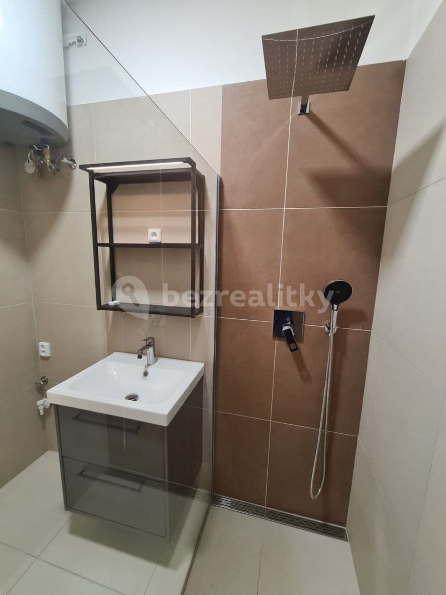 Studio flat to rent, 30 m², Jana Želivského, Prague, Prague Studio flat to rent, 30 m², Jana Želivského, Prague, Prague