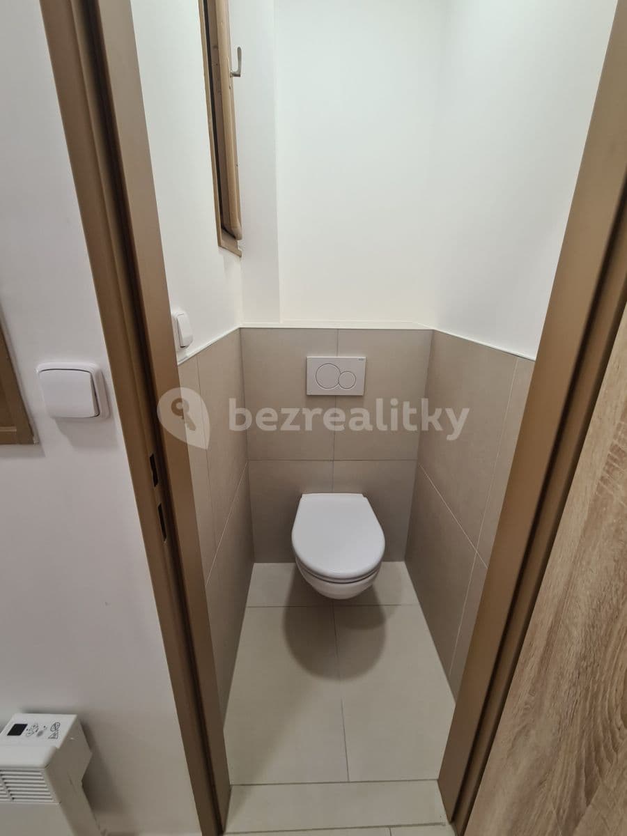 Studio flat to rent, 30 m², Jana Želivského, Prague, Prague Studio flat to rent, 30 m², Jana Želivského, Prague, Prague