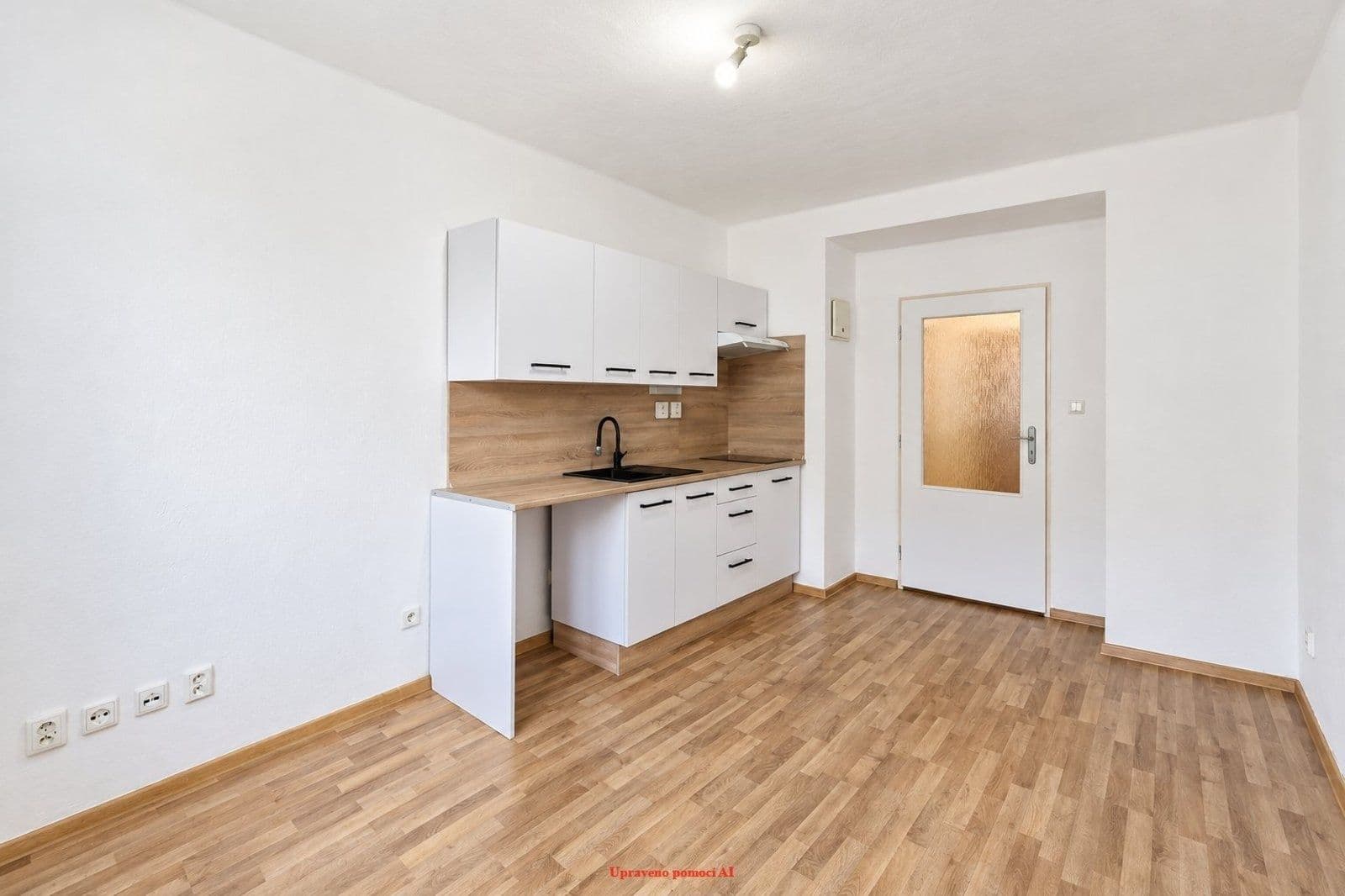 Studio flat to rent, 18 m², Hlavní třída, Havířov, Moravskoslezský Region Studio flat to rent, 18 m², Hlavní třída, Havířov, Moravskoslezský Region