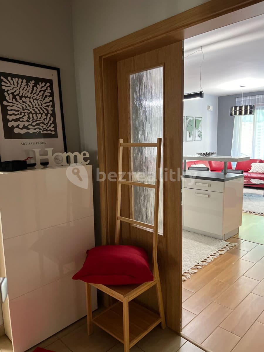 1 bedroom with open-plan kitchen flat to rent, 56 m², Varhulíkové, Prague, Prague 1 bedroom with open-plan kitchen flat to rent, 56 m², Varhulíkové, Prague, Prague