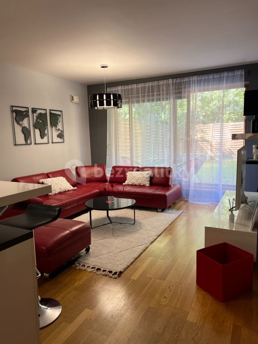 1 bedroom with open-plan kitchen flat to rent, 56 m², Varhulíkové, Prague, Prague 1 bedroom with open-plan kitchen flat to rent, 56 m², Varhulíkové, Prague, Prague