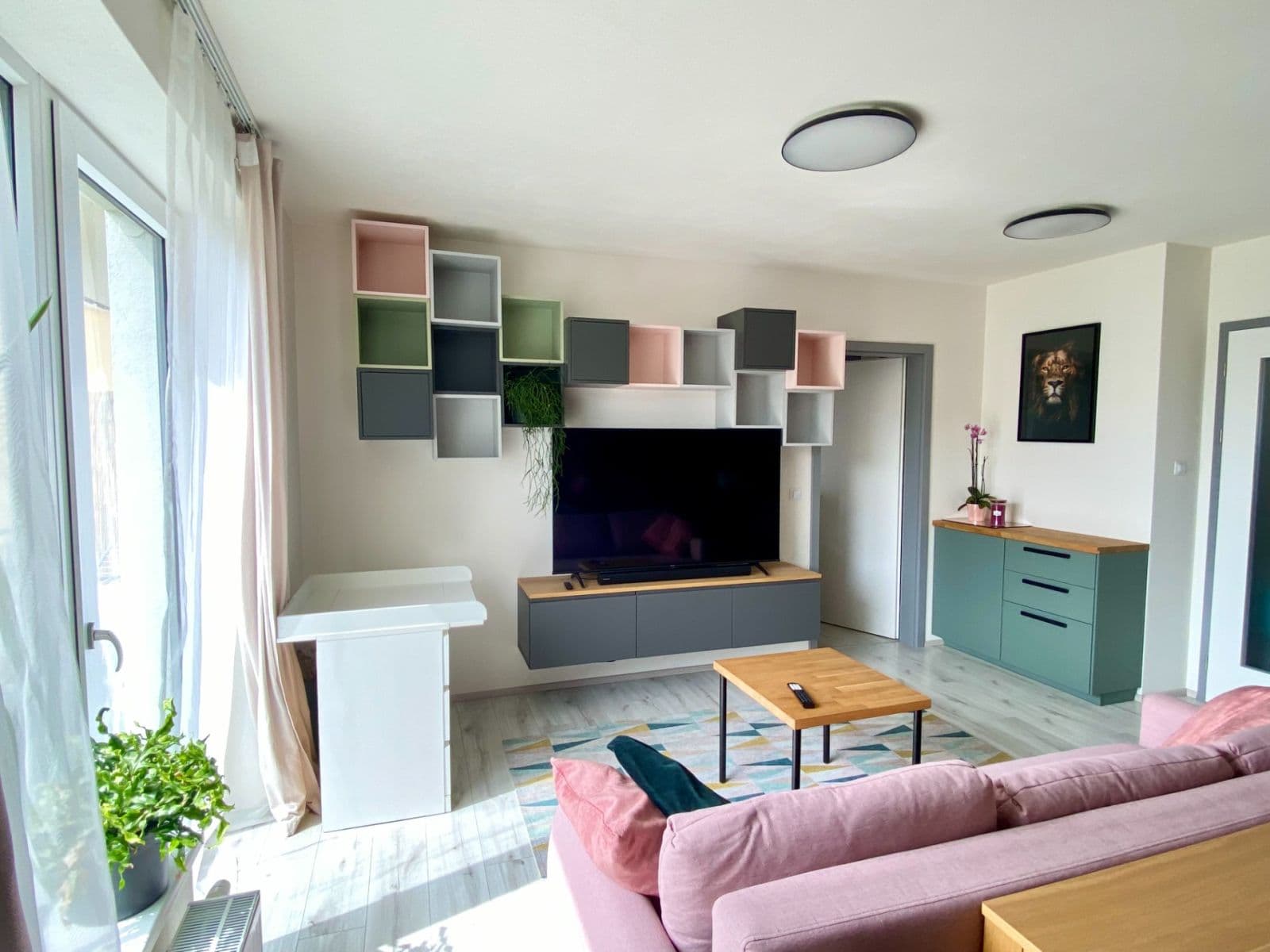 1 bedroom with open-plan kitchen flat to rent, 55 m², Nádražní, České Budějovice, Jihočeský Region 1 bedroom with open-plan kitchen flat to rent, 55 m², Nádražní, České Budějovice, Jihočeský Region