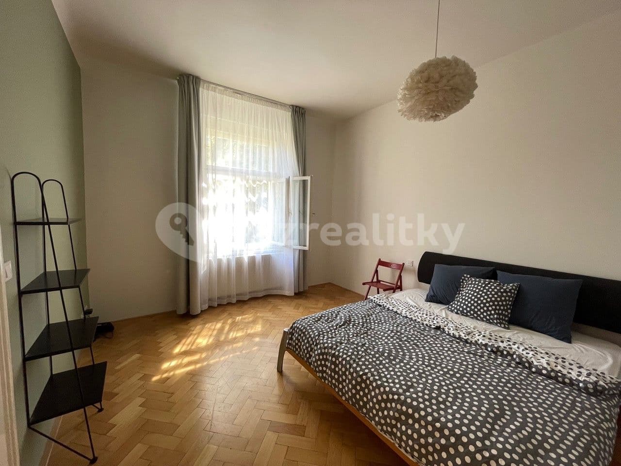 1 bedroom with open-plan kitchen flat to rent, 79 m², Březinova, Prague, Prague 1 bedroom with open-plan kitchen flat to rent, 79 m², Březinova, Prague, Prague