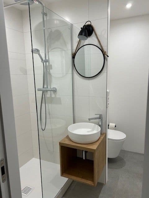 1 bedroom with open-plan kitchen flat to rent, 45 m², třída Edvarda Beneše, Hradec Králové, Královéhradecký Region 1 bedroom with open-plan kitchen flat to rent, 45 m², třída Edvarda Beneše, Hradec Králové, Královéhradecký Region