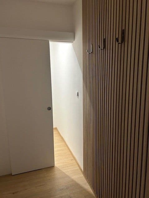 1 bedroom with open-plan kitchen flat to rent, 45 m², třída Edvarda Beneše, Hradec Králové, Královéhradecký Region 1 bedroom with open-plan kitchen flat to rent, 45 m², třída Edvarda Beneše, Hradec Králové, Královéhradecký Region