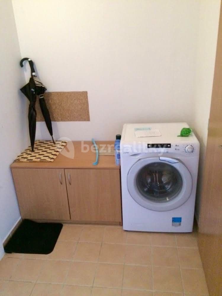 Studio flat to rent, 32 m², Benkova, Prague, Prague Studio flat to rent, 32 m², Benkova, Prague, Prague