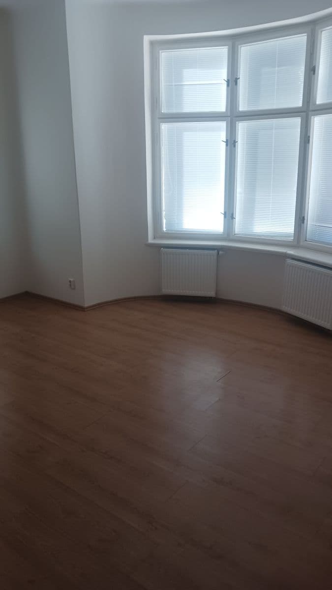 2 bedroom flat to rent, 74 m², Fetrovská, Prague, Prague 2 bedroom flat to rent, 74 m², Fetrovská, Prague, Prague