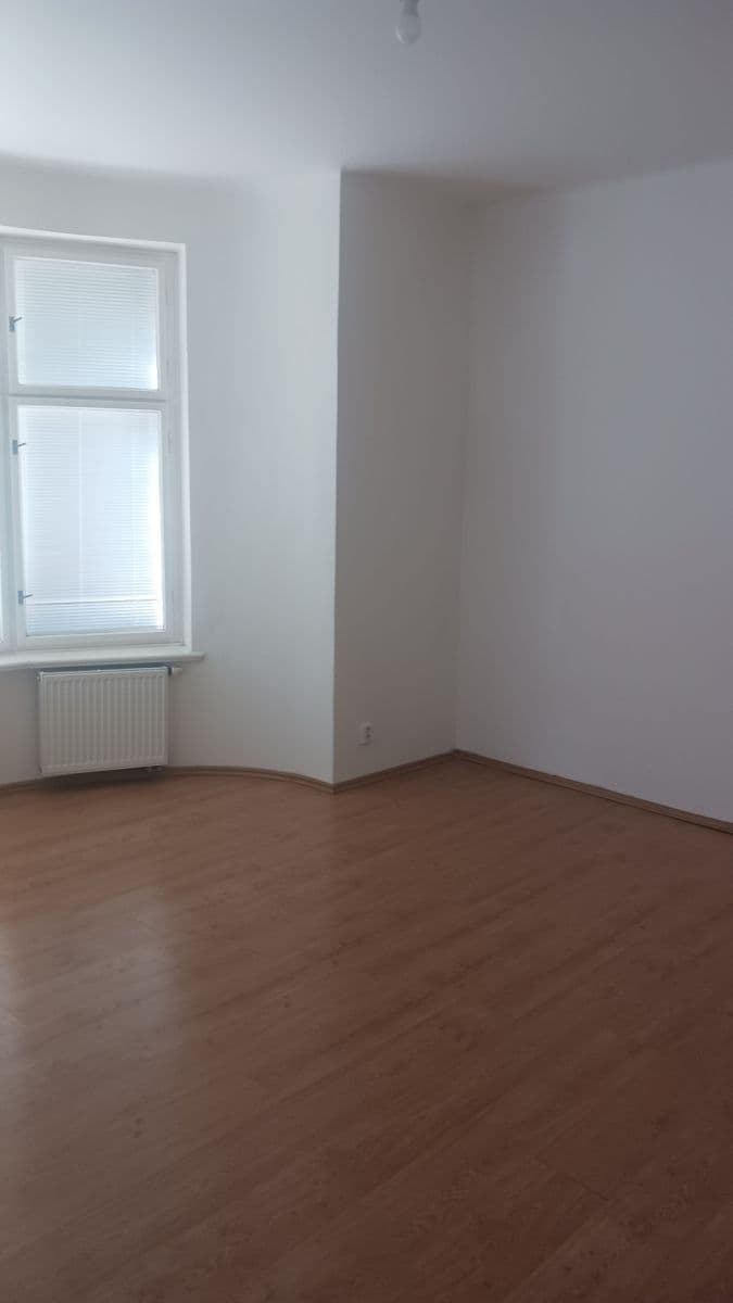 2 bedroom flat to rent, 74 m², Fetrovská, Prague, Prague 2 bedroom flat to rent, 74 m², Fetrovská, Prague, Prague