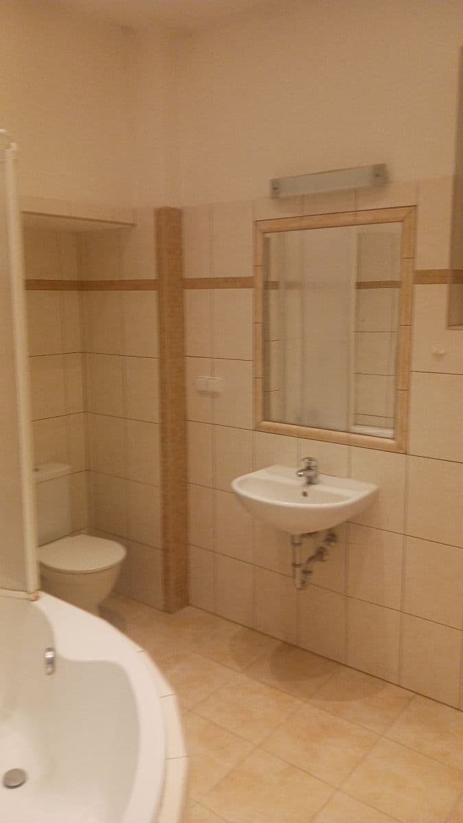 2 bedroom flat to rent, 74 m², Fetrovská, Prague, Prague 2 bedroom flat to rent, 74 m², Fetrovská, Prague, Prague