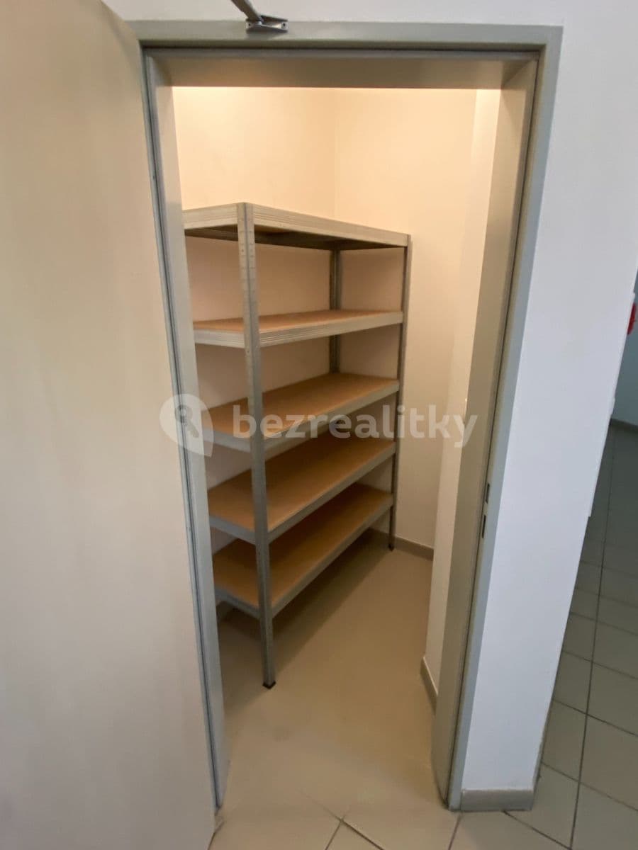 garage to rent, 20 m², Athénská, Prague, Prague garage to rent, 20 m², Athénská, Prague, Prague