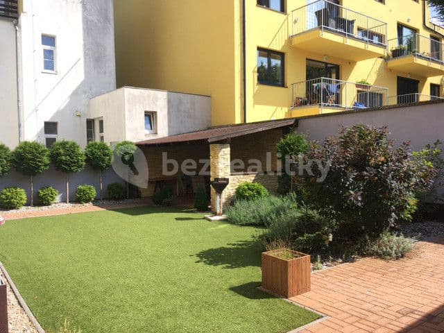 Studio flat to rent, 30 m², Českobrodská, Prague, Prague Studio flat to rent, 30 m², Českobrodská, Prague, Prague