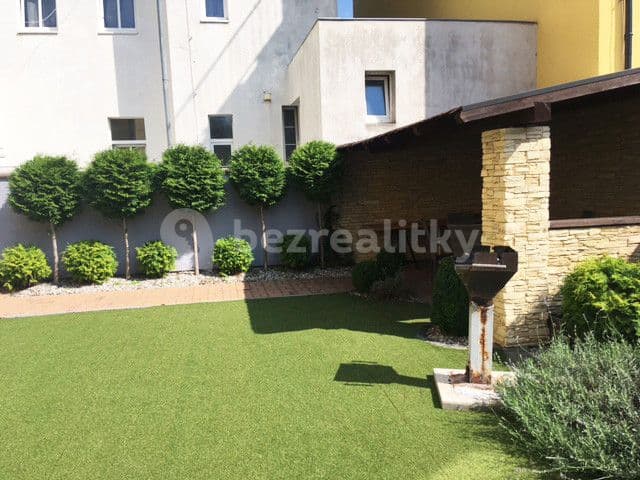 Studio flat to rent, 30 m², Českobrodská, Prague, Prague Studio flat to rent, 30 m², Českobrodská, Prague, Prague