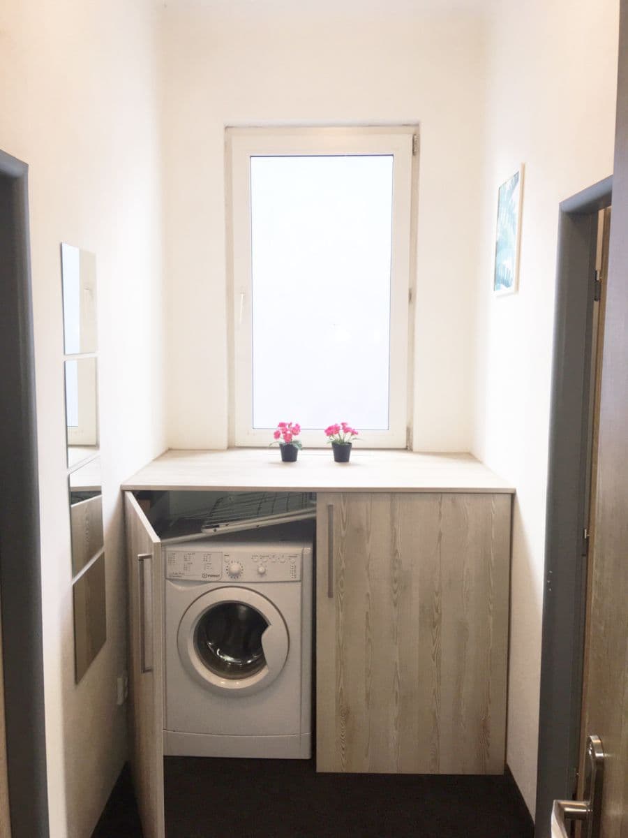 Studio flat to rent, 30 m², Českobrodská, Prague, Prague Studio flat to rent, 30 m², Českobrodská, Prague, Prague